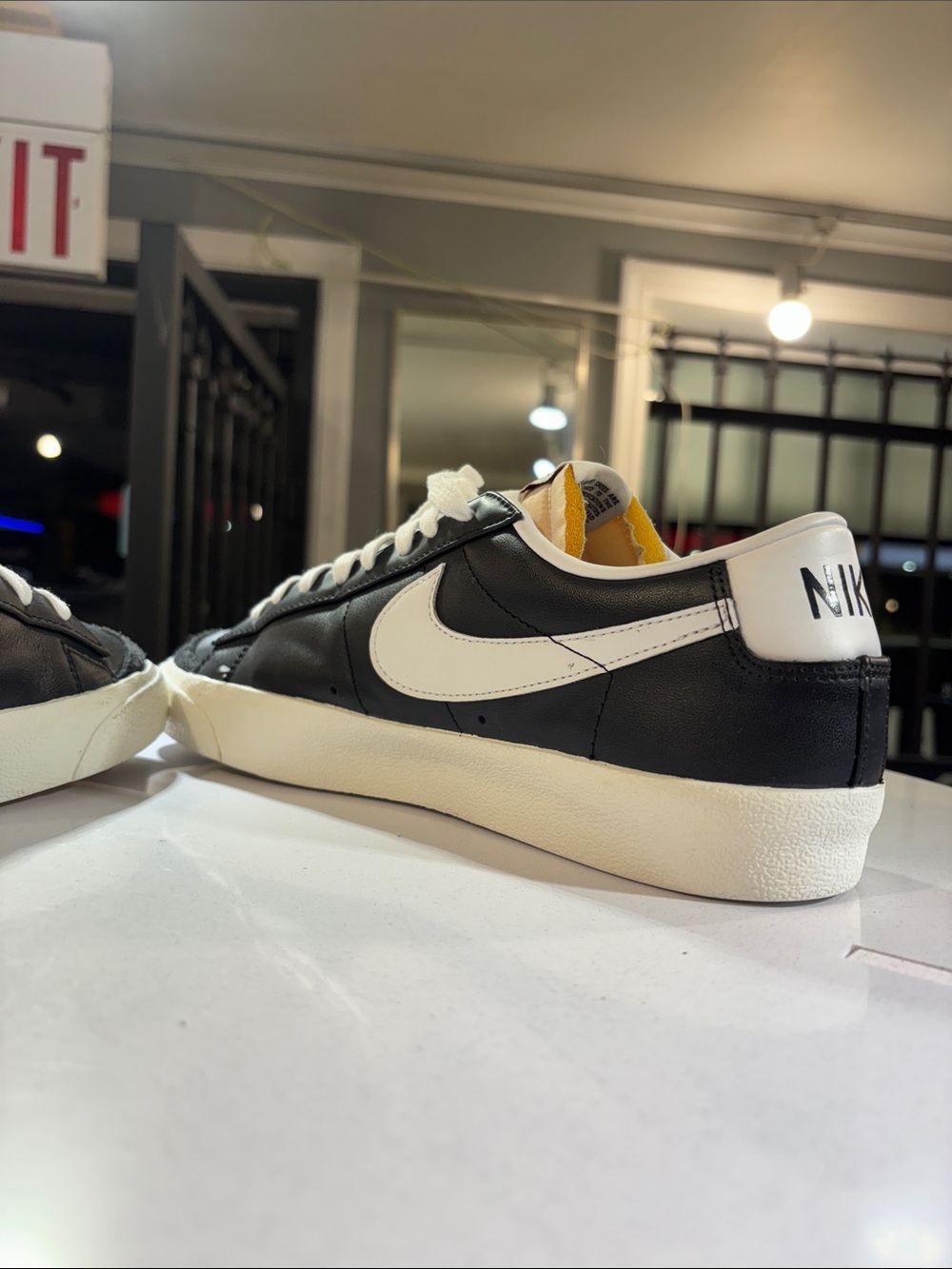 Nike Blazer low black white size 11 - Picture 8 of 12